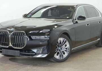 BMW 750 47.305 km 84.940 &euro; Bochum 44809