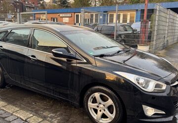 Hyundai i40 162.000 km 6.199 &euro; Gelsenkirchen 45879