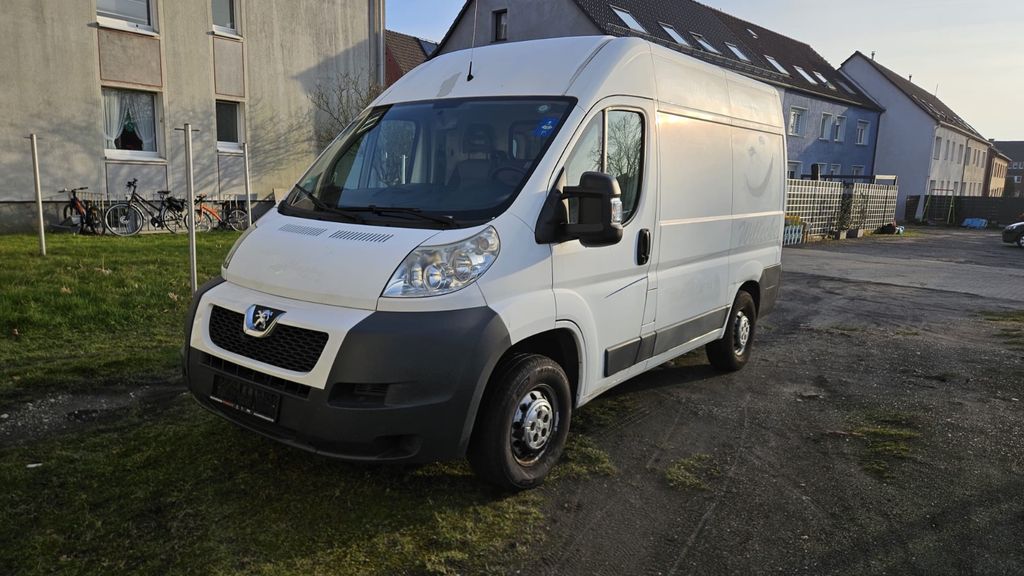 Peugeot Boxer 197.000 km 5.900 &euro; Oberhausen 46117