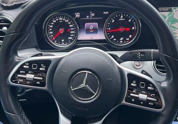 Mercedes-Benz E 220 163.000 km 22.900 &euro; Bochum 44801