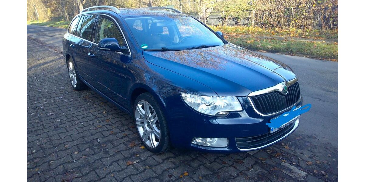 Skoda Superb 131.175 km 8.900 &euro; Bottrop 46238