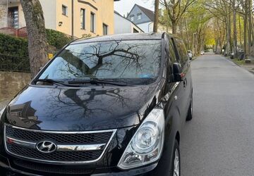 Hyundai H-1 Starex 295.000 km 7.999 &euro; Wuppertal 42287