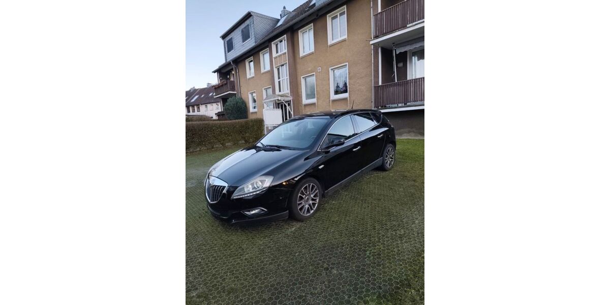 Lancia Delta 277.883 km 1.490 &euro; Heiligenhaus 42579