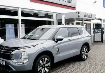 Mitsubishi Outlander 1.500 km 51.790 &euro; Oberhausen 46147