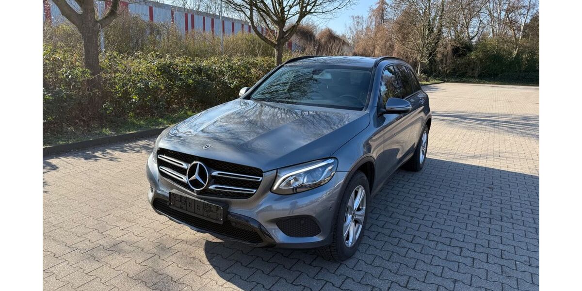 Mercedes-Benz GLC 220 149.982 km 22.979 &euro; Bochum 44866