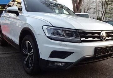 VW Tiguan 235.240 km 13.600 &euro; Essen 45276