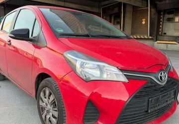 Toyota Yaris 80.000 km 5.950 &euro; Wuppertal 42389
