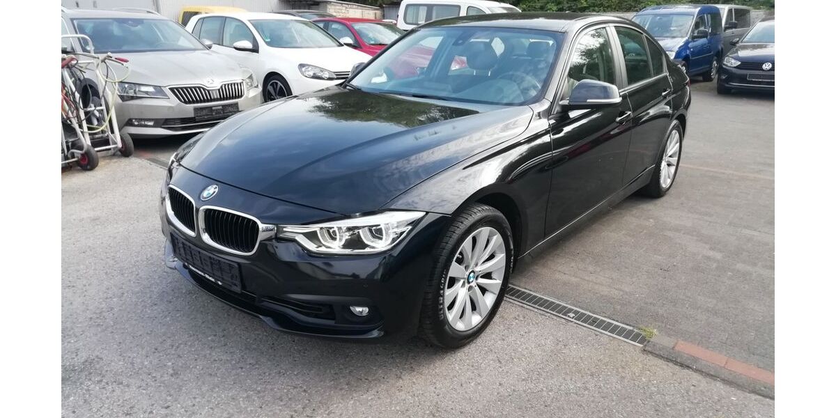 BMW 318 81.561 km 14.990 &euro; Essen 45309