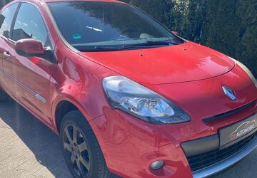 Renault Clio 112.196 km 3.390 &euro; Oer Erkenschwick 45739