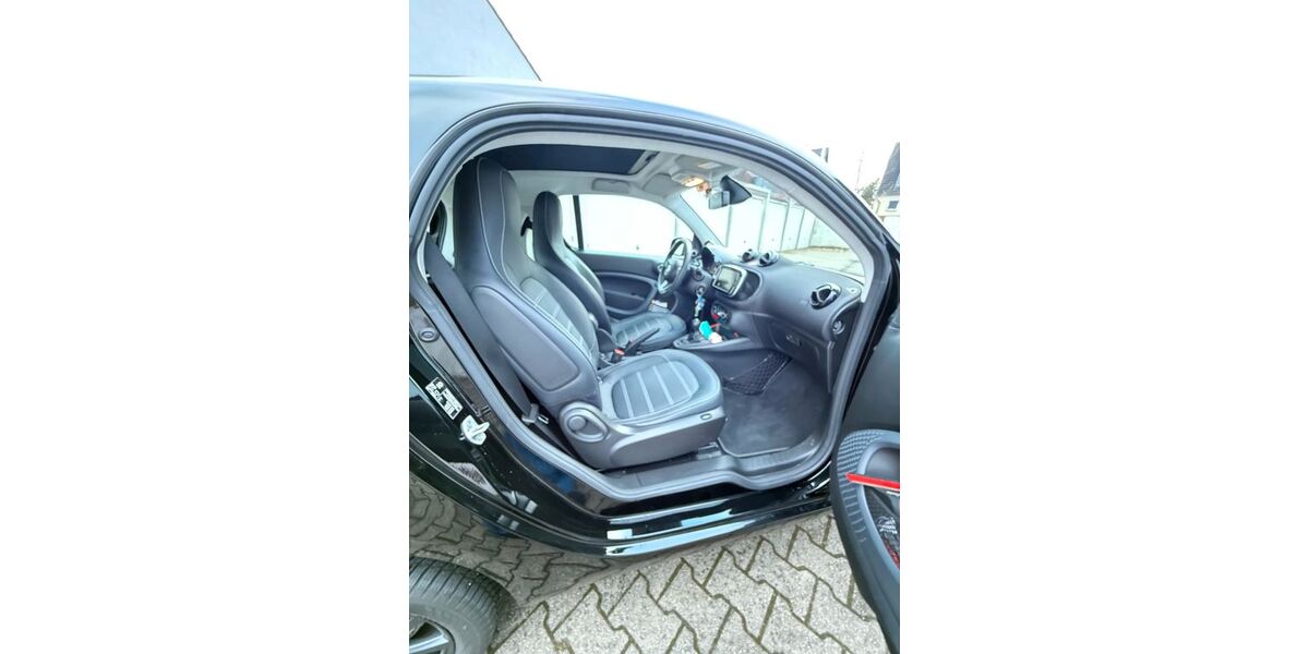 Smart ForTwo 14.000 km 14.499 &euro; Bochum 44799