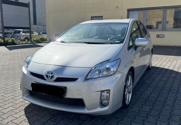 Toyota Prius 185.000 km 9.000 &euro; Essen 45143
