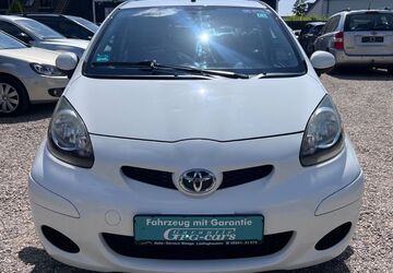 Toyota Aygo (X) 160.000 km 2.999 &euro; Essen 45355