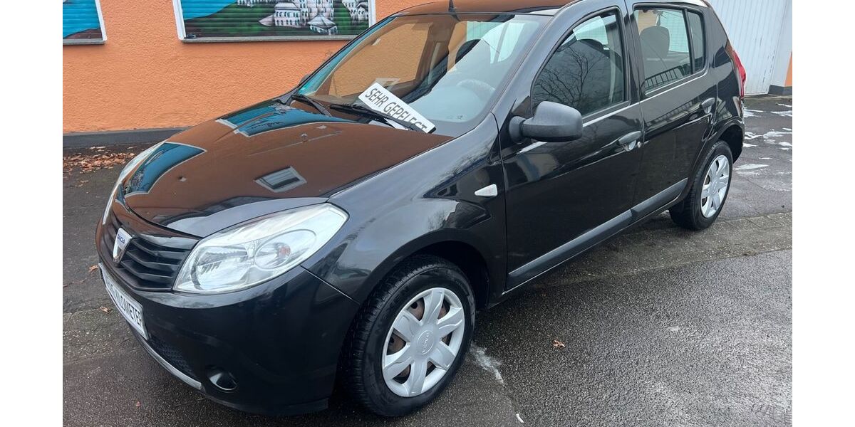 Dacia Sandero 97.000 km 2.999 &euro; Essen 45357