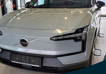 Volvo EX30 11.685 km 32.980 &euro; Essen-Kray 45309