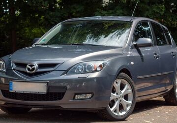 Mazda 3 108.000 km 5.200 &euro; Mülheim an der Ruhr 45470