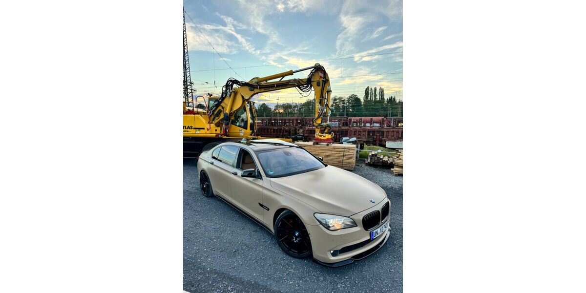 BMW 750 149.000 km 17.500 &euro; Schwerte 58239