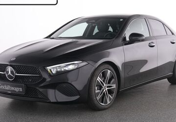 Mercedes-Benz A 180 3.000 km 33.950 &euro; Essen 45309