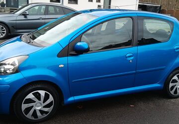 Toyota Aygo (X) 128.700 km 2.990 &euro; Herten 45699