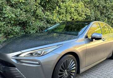 Toyota Mirai 92.000 km 13.490 &euro; Wuppertal 42281