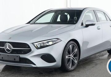 Mercedes-Benz A 200 17.096 km 32.595 &euro; Oberhausen 46149