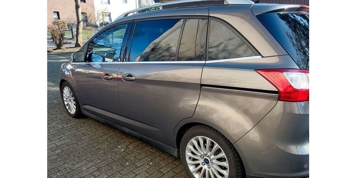 Ford Grand C-Max 153.963 km 8.500 &euro; Essen 45327