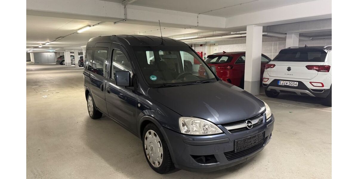 Opel Combo 189.000 km 3.000 &euro; Essen 45326