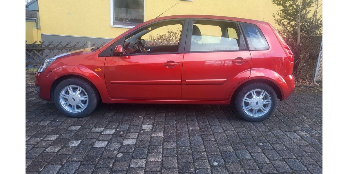 Ford Fiesta 110.000 km 4.750 &euro; Dortmund 44388
