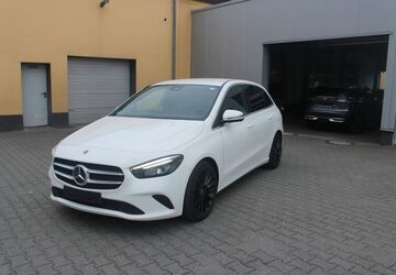 Mercedes-Benz B 180 140.799 km 15.980 &euro; Bochum 44867
