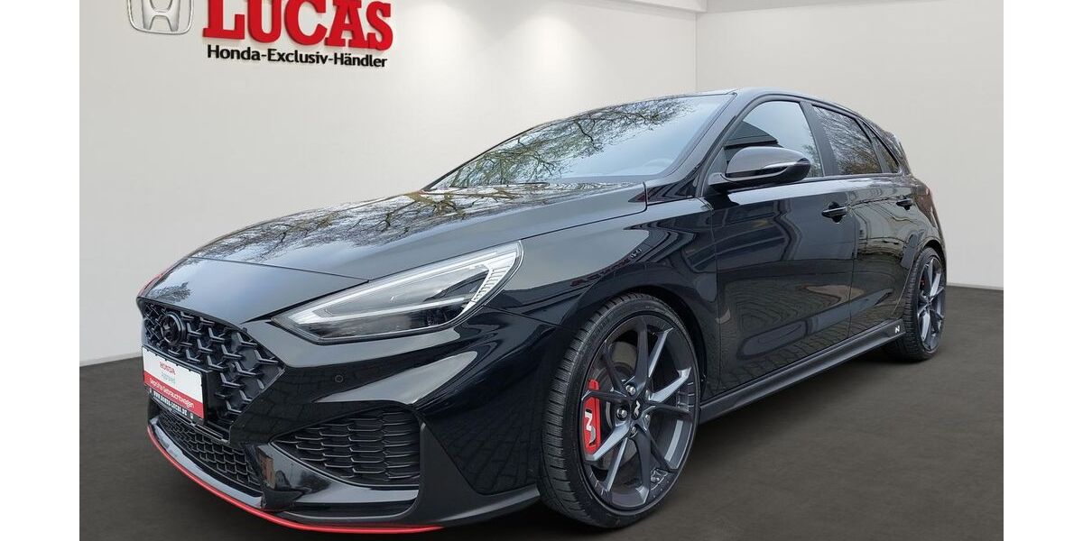 Hyundai i30 50.336 km 29.980 &euro; Oberhausen 46117