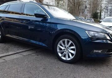 Skoda Superb 283.000 km 10.900 &euro; Essen 45276