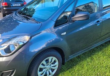 Hyundai ix20 118.000 km 5.950 &euro; Oberhausen 46047