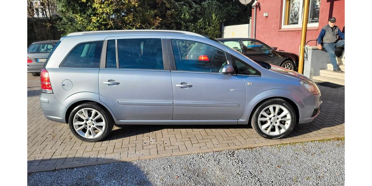 Opel Zafira 151.050 km 2.999 &euro; Datteln 45711