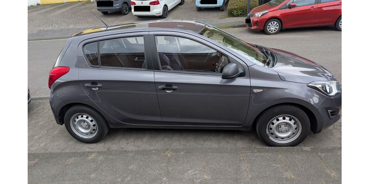 Hyundai i20 109.000 km 5.000 &euro; Hagen 58093