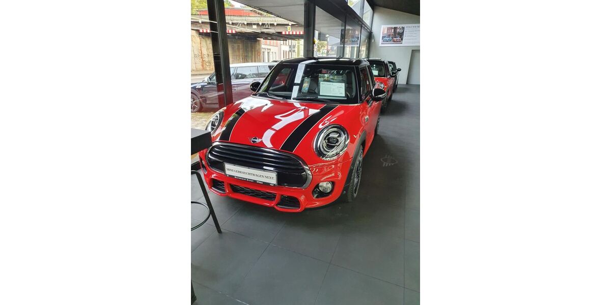 Mini Cooper D 114.664 km 22.500 &euro; Recklinghausen 45661