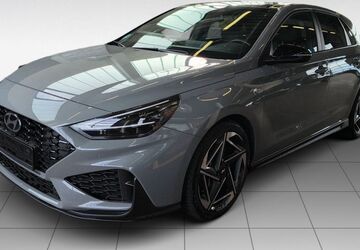 Hyundai i30 17.471 km 23.490 &euro; Castrop-Rauxel 44575