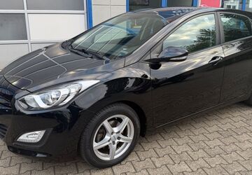 Hyundai i30 89.213 km 8.499 &euro; Bochum 44894