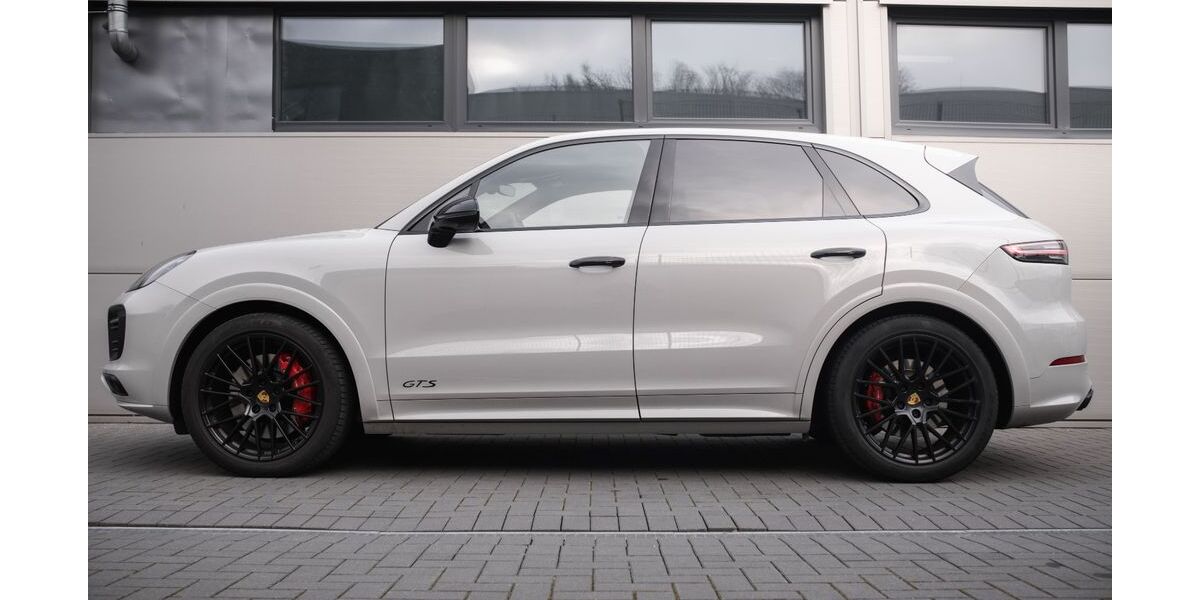 Porsche Cayenne 43.700 km 94.900 &euro; Holzwickede 59439