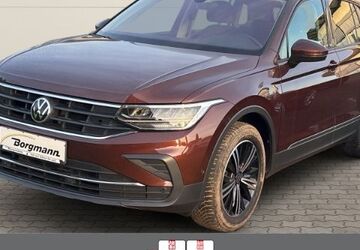 VW Tiguan 64.450 km 25.490 &euro; Dorsten 46282
