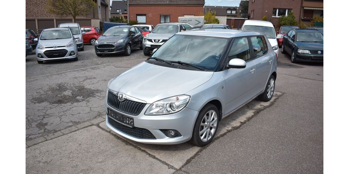 Skoda Fabia 36.900 km 9.880 &euro; Oberhausen 46145