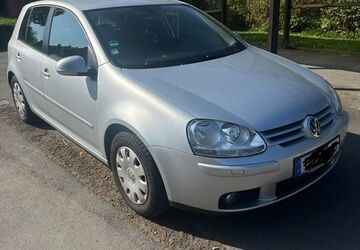 VW Golf 57.000 km 5.900 &euro; Dortmund 44147
