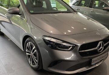 Mercedes-Benz B 200 10.000 km 41.790 &euro; Essen 45257