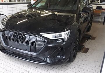Audi e-tron 31.215 km 31.740 &euro; Hagen 58091