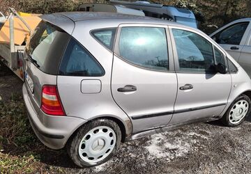 Mercedes-Benz A 140 105.648 km 800 &euro; ESSEN 45141