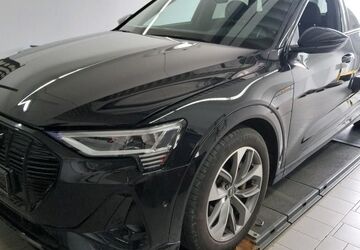 Audi e-tron 29.739 km 31.865 &euro; Hagen 58091