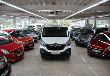 Renault Trafic 220.000 km 12.850 &euro; Essen 45356