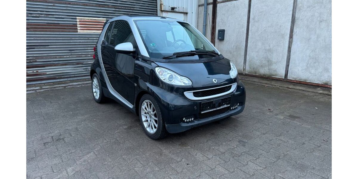 Smart ForTwo 56.306 km 5.890 &euro; Gladbeck 45966