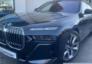 BMW i7 3.722 km 118.670 &euro; Essen 45134