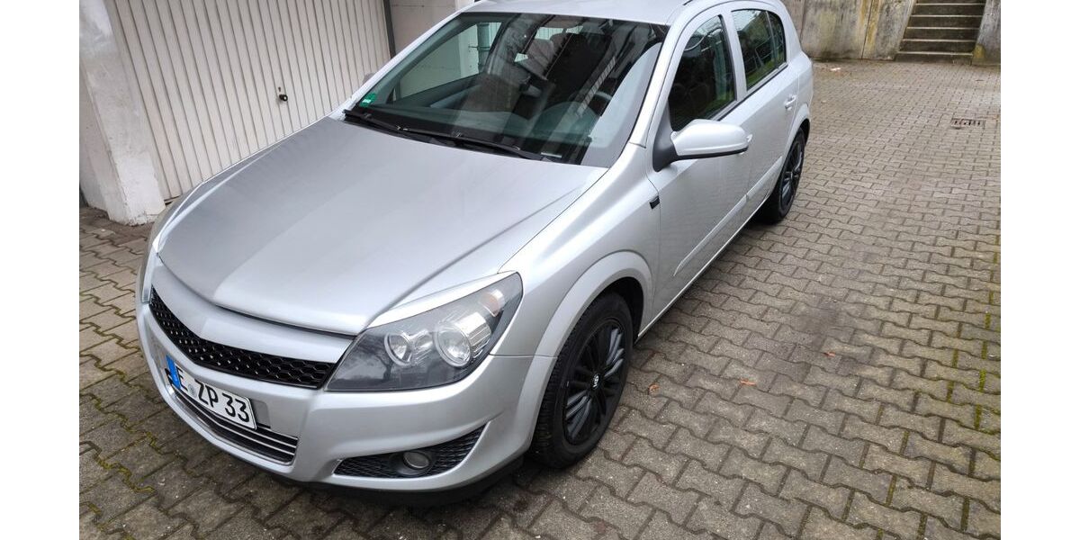Opel Astra 176.000 km 2.900 &euro; Essen 45309