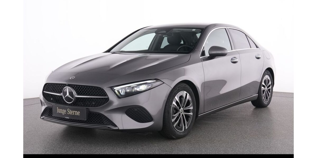 Mercedes-Benz A 180 3.294 km 31.785 &euro; Essen 45309