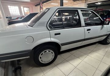 Opel Ascona 49.000 km 5.990 &euro; Oberhausen 46119